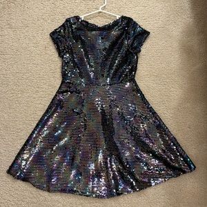 Zara Kids Sequin Dress Size 8 (size 6-7 fits better)